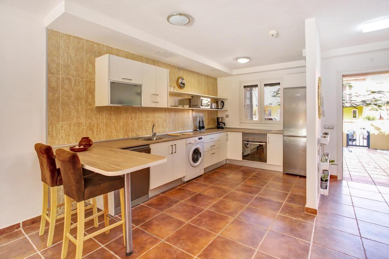 Premium Family House Apartment Коралео Екстериор снимка